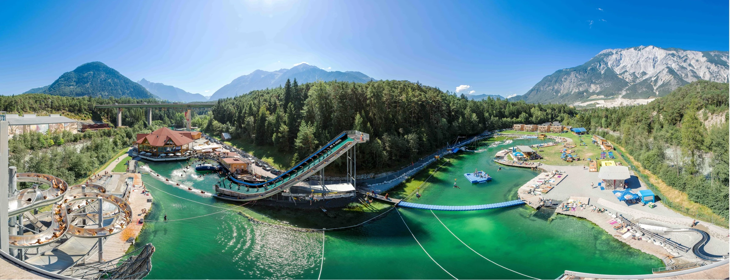 Wasserpark und Rutschen in der AREA 47 im Ötztal